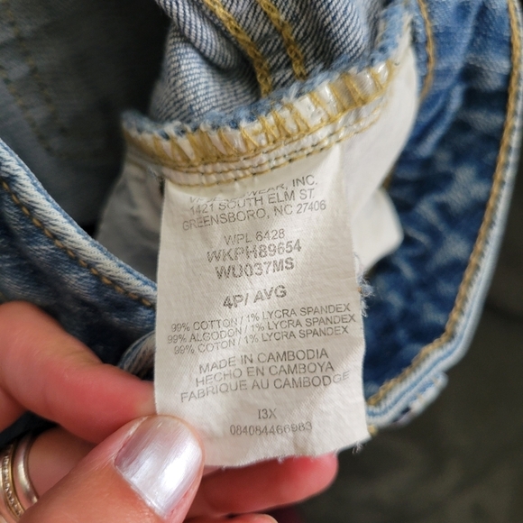 Aura by Wrangler Women's 4P Medium Wash Denim Embroidered Butterfly Jeans Y2K - Picture 5 of 8